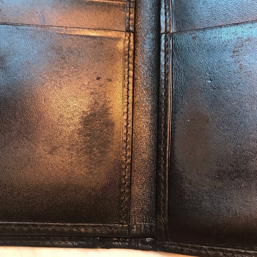 Gucci Vintage Black Leather Wallet - Picture 6 of 9
